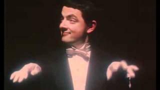 YouTube        - Rowan Atkinson - 'The Piano Player'.mp4