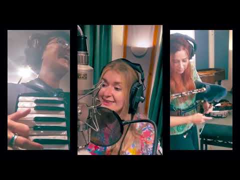 Kathryn Tickell & The Darkening   One Night in Moaña (Official video)