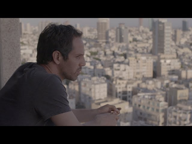 התסריטאי | פרק 1