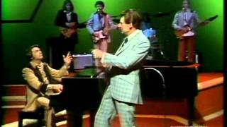 I&#39;m Gonna Find It Where I Can - Jerry Lee Lewis and Mickey Gilley
