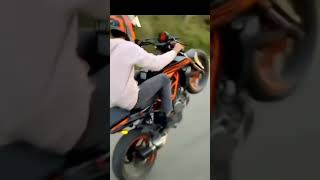 WhatsApp status video DUKE 250 stunt 😱😱😱😱😱😳😱😳😳😱😱😳