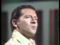 Jerry Lee Lewis -- "Autumn Leaves" (LIVE)