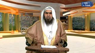 صورة من عجز عن الحج ببدنه هل يجب عليه أن يحج بماله ؟