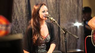 Download lagu Sunset di Tanah Anarki Jerinx feat Briana di Rumble Jogja mp3