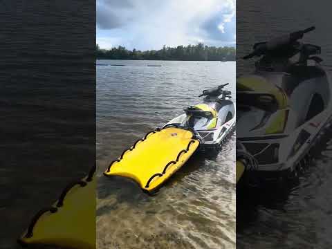 Awesome and Gorgeous Main View of Money’s Bay Beach 🏝️ Ottawa Canada 🇨🇦