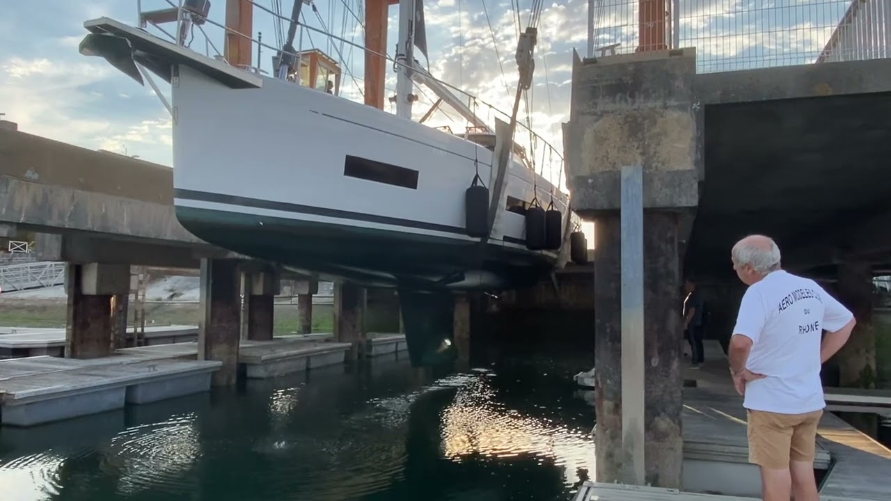 A short haul-out video as we take "Mirage" for some minor shaft/prop adjustments