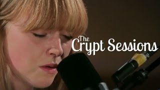 Lucy Rose - Middle of the bed // The Crypt Sessions