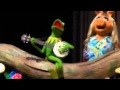 Kermit Miss Piggy Singing Rainbow Connection