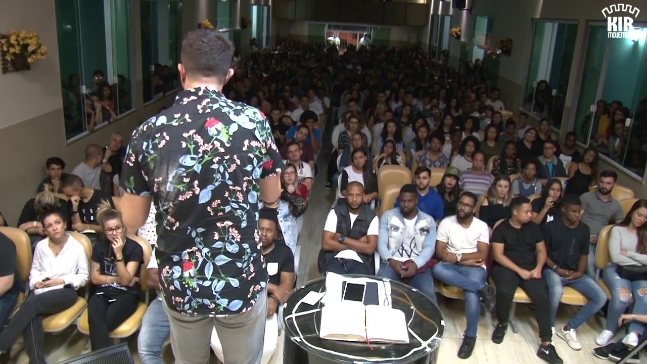 Pr. Deive Leonardo | A Mulher do Fluxo de Sangue