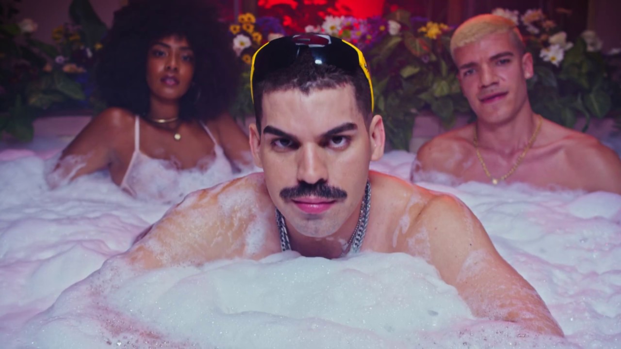Mateus Carrilho — Privê