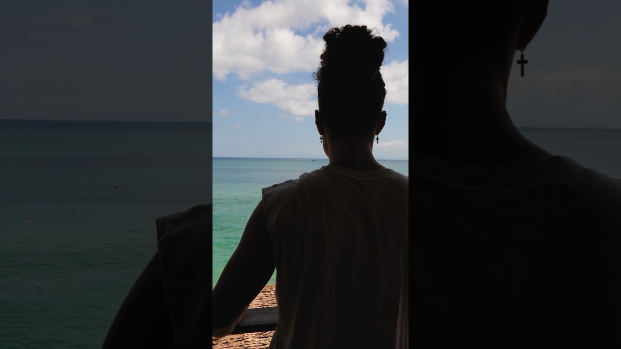 Learned to how to surf, released turtles, ate a lot and got burnt😅 NEW VIDEO POST ON MY PAGE!