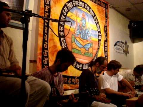 Chandra Lacombe - Surya (Ao Vivo)