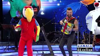 Pietro Galassi &quot;Il mio pappagallo&quot; | Cantando Ballando - Canale Italia