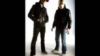 MSTRKRFT FT. N.O.R.E - BOUNCE