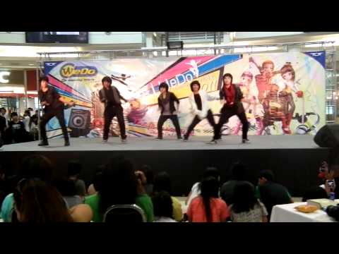 110709 baby blue cover shinee RDD + Hello + Lucifer Remix  We Do @ JamJuree Square