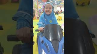 Download lagu Dhea imut 😘 mp3