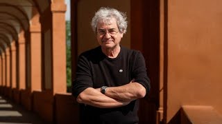 Carlo Rovelli e la cattiva coscienza dei fisici: «Siamo sull'orlo di una guerra terribile: non se...