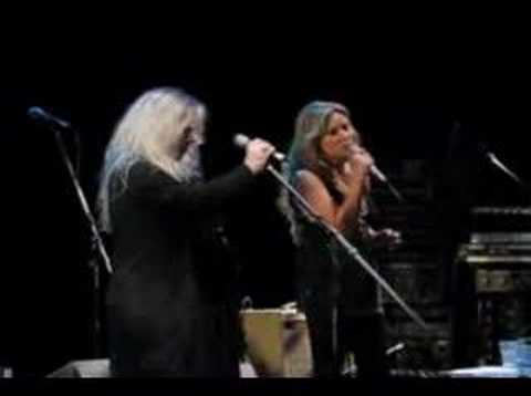 Judie Tzuke and Lucie Silvas - PlaceToHide