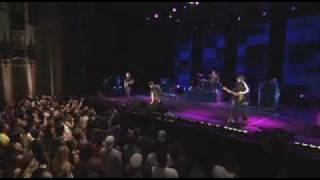 Hoobastank - Running Away (Live from the Wiltern)