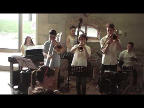 Idle moments de Duke Pearson by The Millroad Sextet