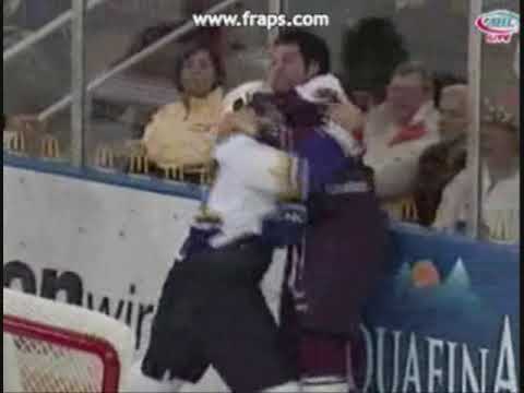 Greg Amadio vs Richard Clune
