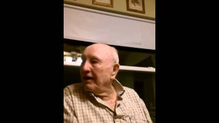 Paw paw&#39;s red tongue!