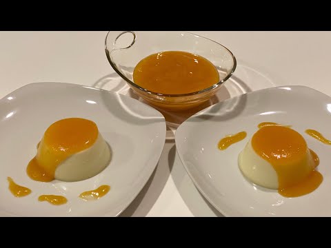 Panna Cotta con Coulis alle Pesche