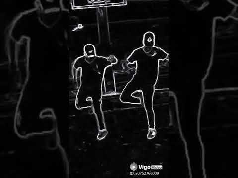 MC dennin -ela que que soca a noite toca ❤😉