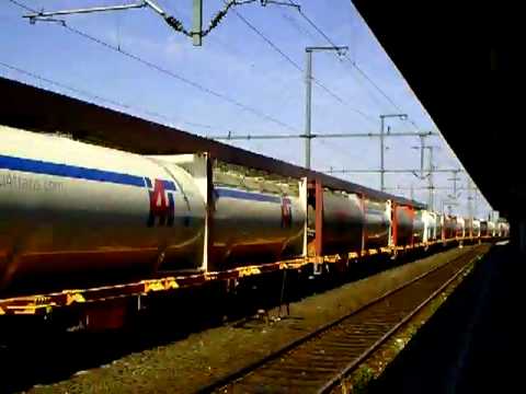 Neumünster HBF durchfahrt eines Güterzuges