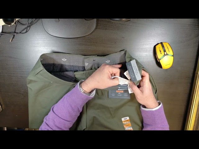 Vídeo relacionado con Dockers Alpha Original Khaki, Pantalones, Hombre, Marrón (Dark Pebble), 33W / 30L