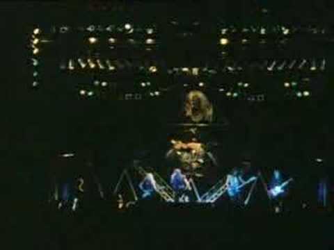 Run To The Hills Iron Maiden 1982 Live