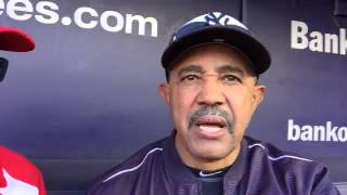 Marcador: Leo Lopez conversa con Tony Peña