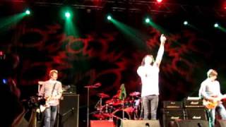 The Charlatans - Can&#39;t Get Out Of Bed (Bangkok 19/11/10)