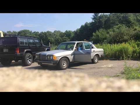 1985 Mercedes 300D cold start