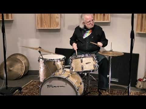 Trixon 20/13/16/4.5x14 "Luxus" Outfit Drum Set - Gold Glass Glitter