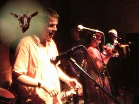 "La chèvre, la craba"  Les frères Cornic et La Talvera, Béziers Festa d'oc