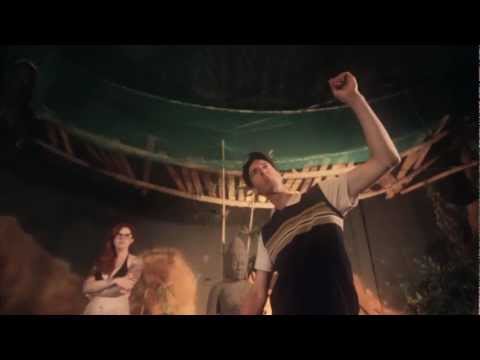 Wetdog - Aura (Official Music Video)