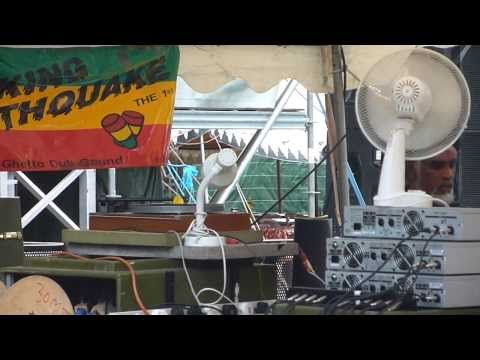 (Iration Steppas meets) KING EARTHQUAKE 2013 Garance Reggae Festival/F