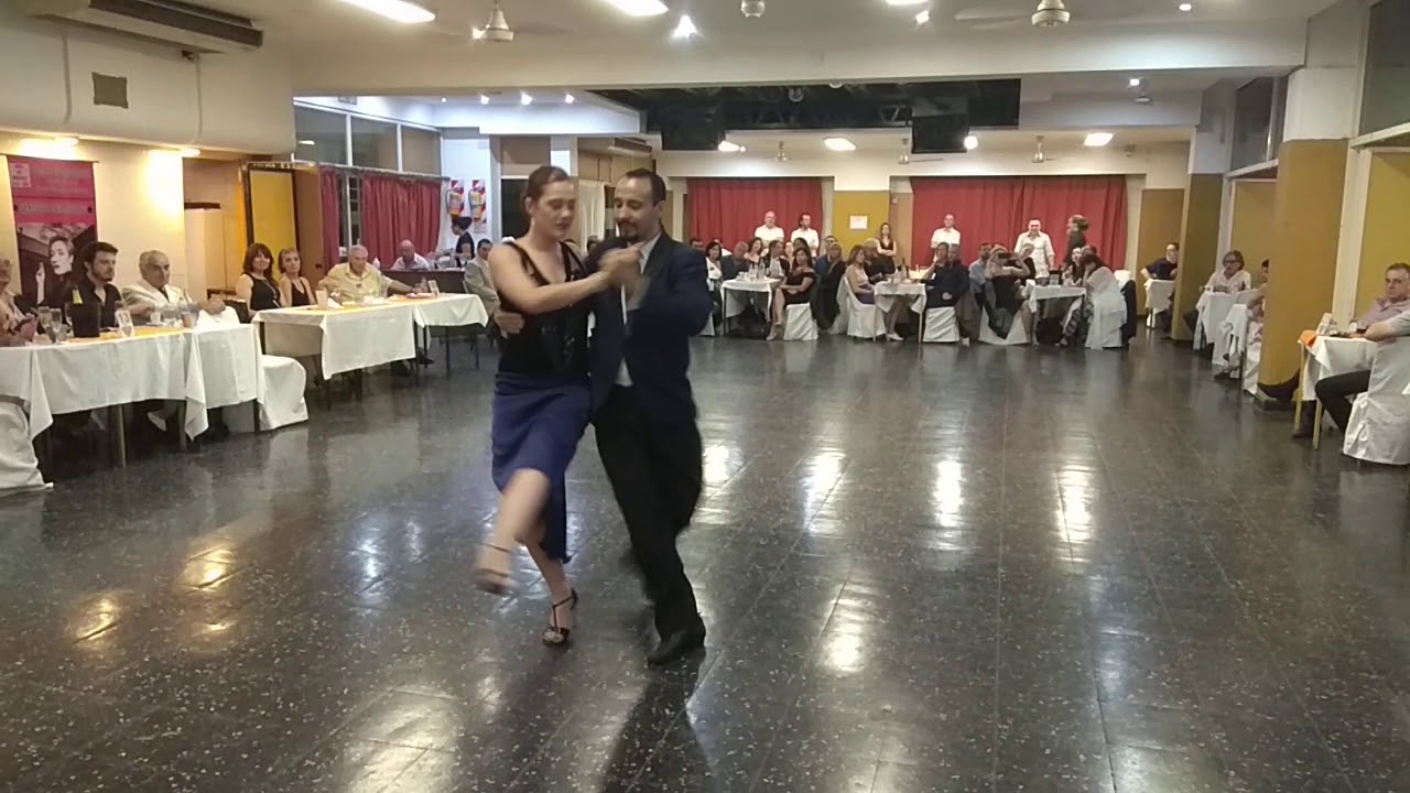 MILONGA GENTE AMIGA - MARTIN LUNA Y CAMILA DANELLI