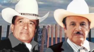 CORNELIO REYNA Y RAMIRO CAVAZOS..Cual De Los Dos Amantes..?