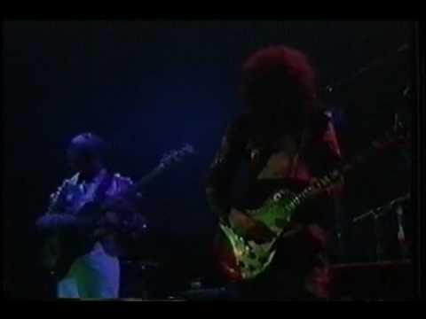 LED ZEPPELIN - Dazed And Confused - Live in the UK - 1975