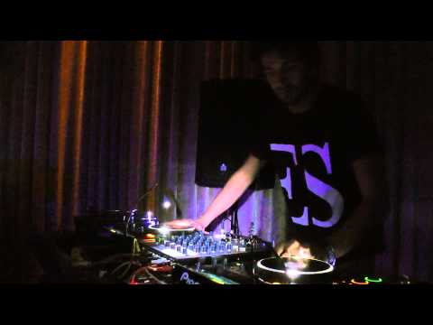 Federico Grazzini @ Mamma Rosa Padova 26.01.2014 video1