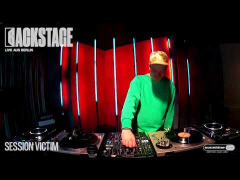 BACKSTAGE / 04 December 2021 / Alinka, Session Victim, Thomas Hoffknecht