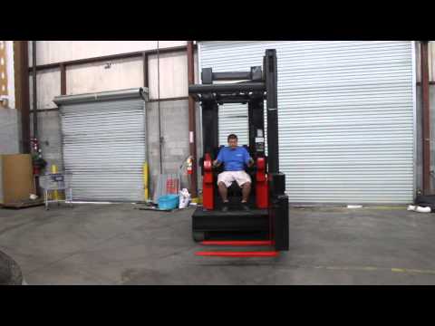 RAYMOND 537-CSR30T NARROW ISLE SWING REACH TRUCK,