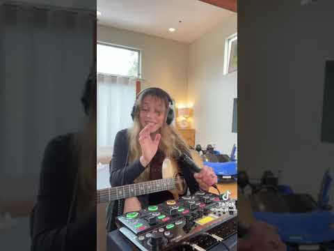 @haileyknoxmusic  Talented  singer  #entertainment #music #singer