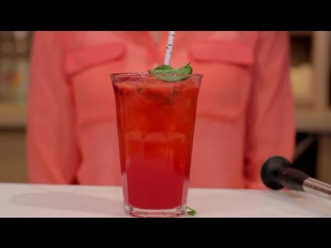 How to Make Raspberry Mint Mojitos : Mojito & Daiquiri Recipes