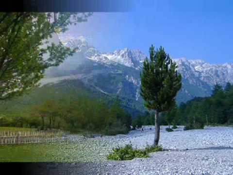 Xeni - Vet me the te dua (Albanian song)