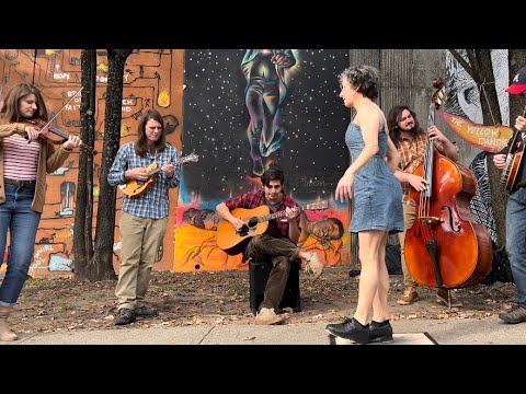 Miss Moonshine‘s Old Timey Bluegrass Buckdance with The Yellow Dandies – Chomp and Stomp Festival