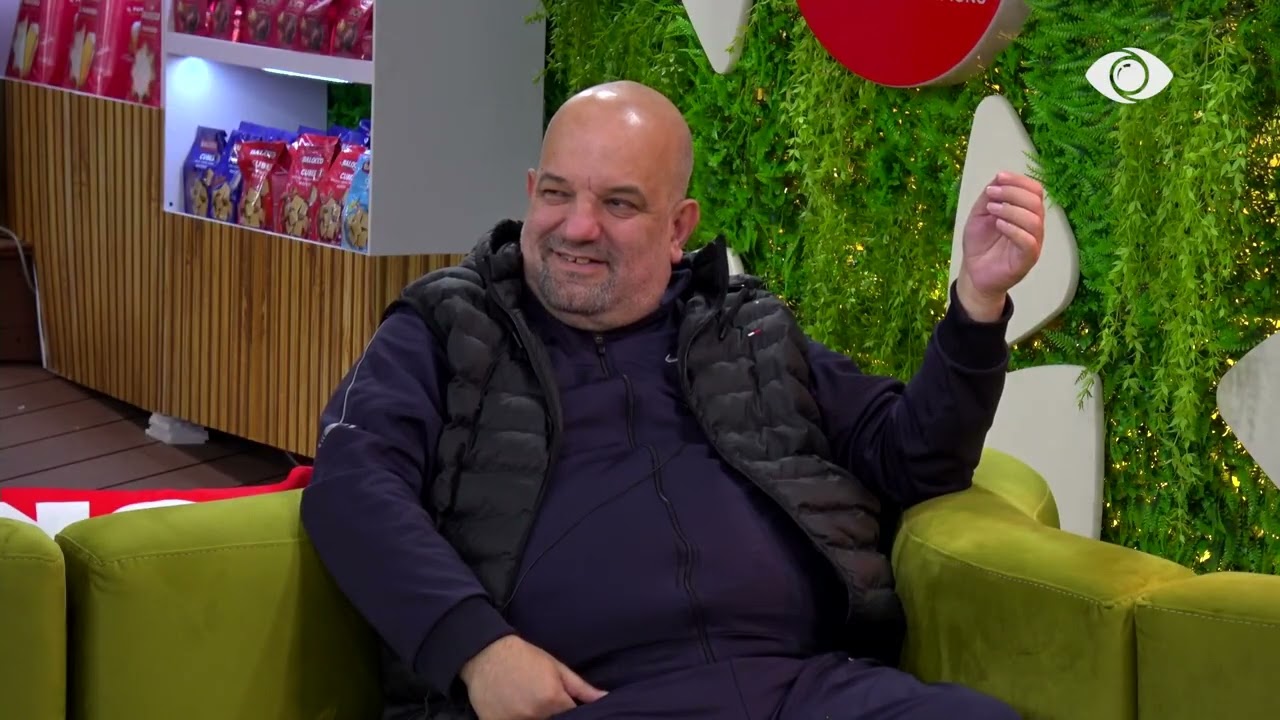Me një energji…/ Seno dhe Iliri batuta e të qeshura mes tyre