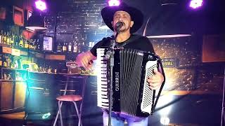 Olair Sanfoneiro e Dil Nascimento tocando Do Fundo da Grota baile CLEN Natividade RJ #baile